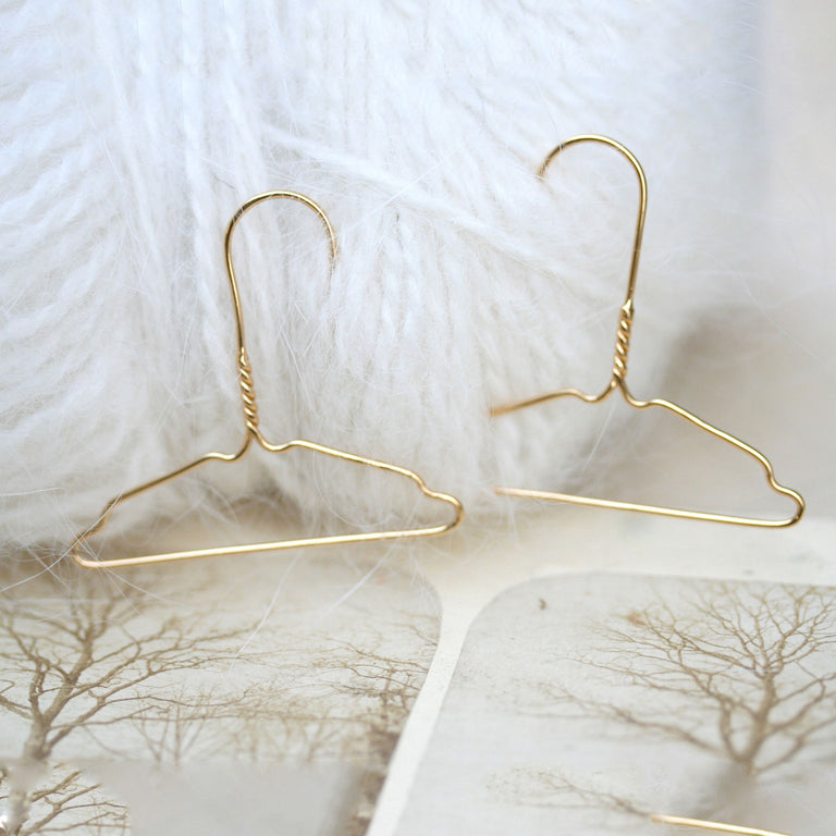 Gold hanger earrings
