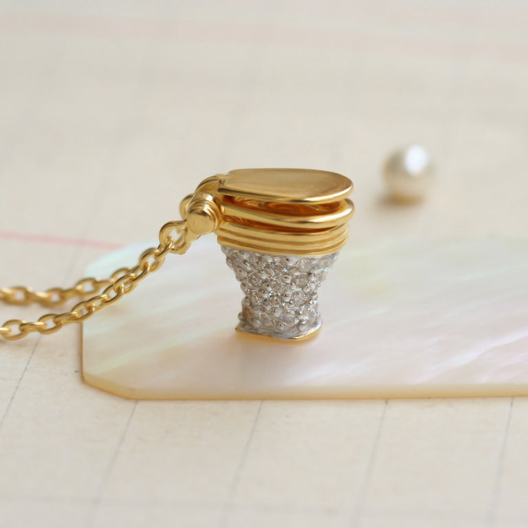 Precious WC necklace
