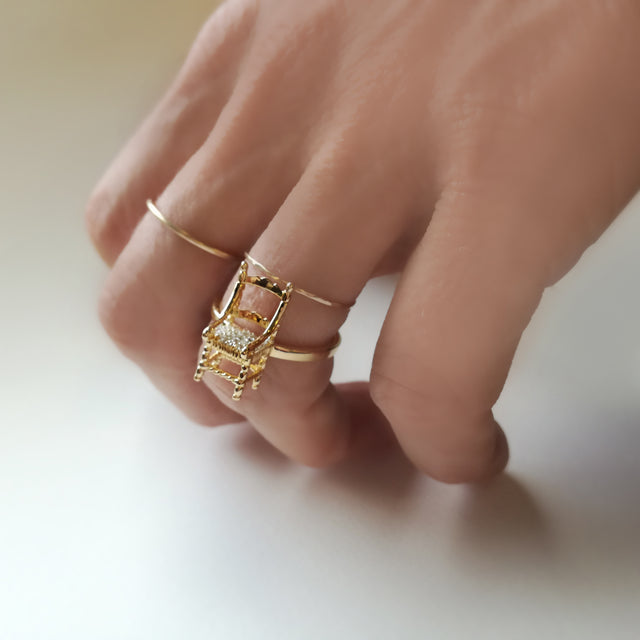 Mini chair ring